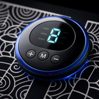 Primer plano del control desmontable con su pantalla